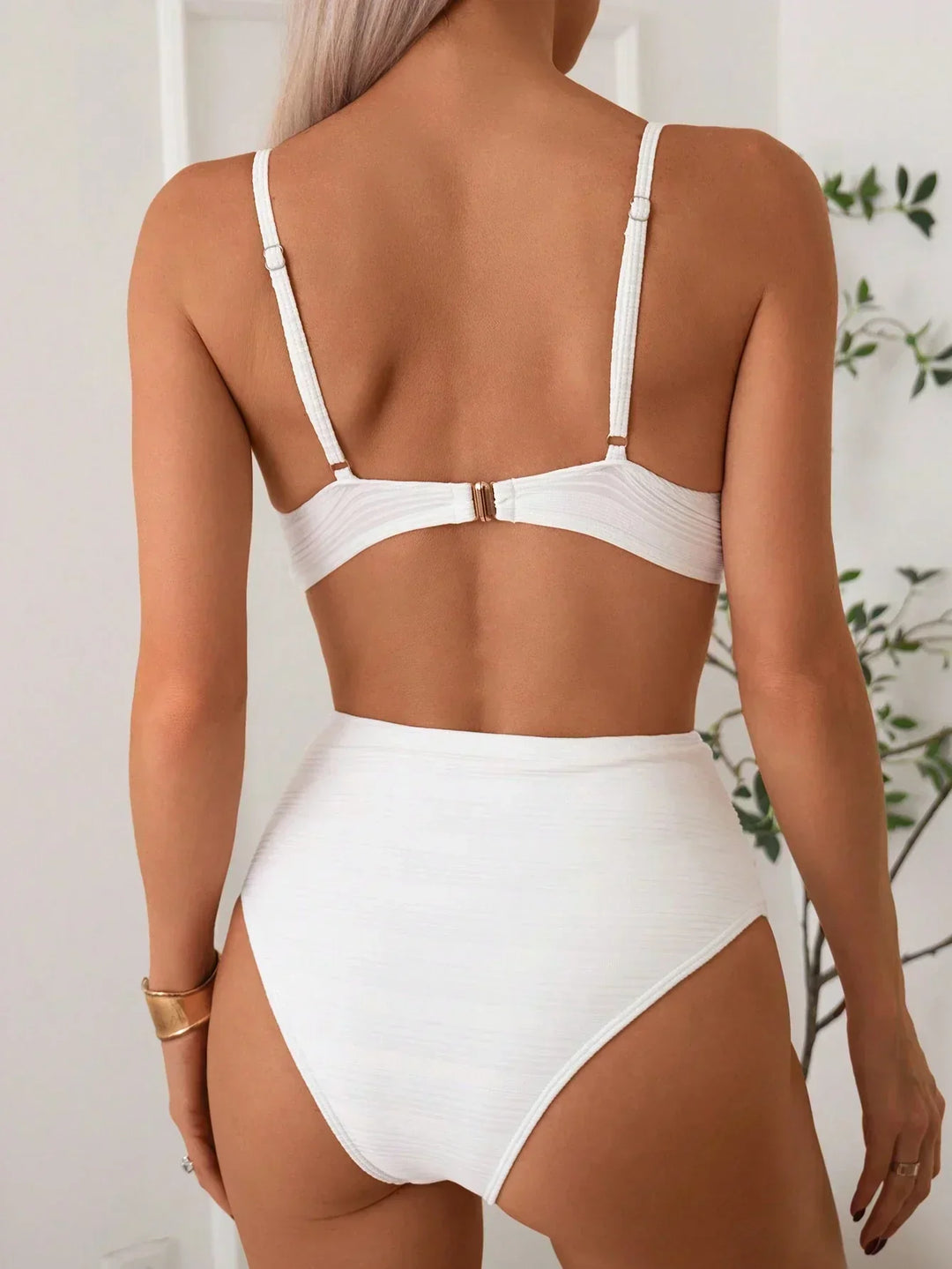 Sandra Bikinis