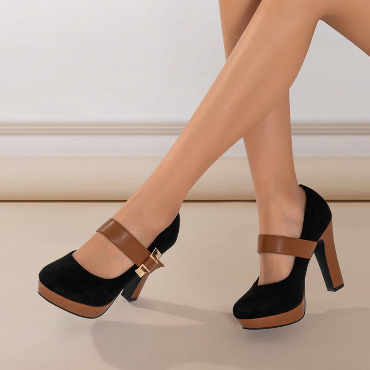 Elegant Ankle Boots with Comfortable Heel