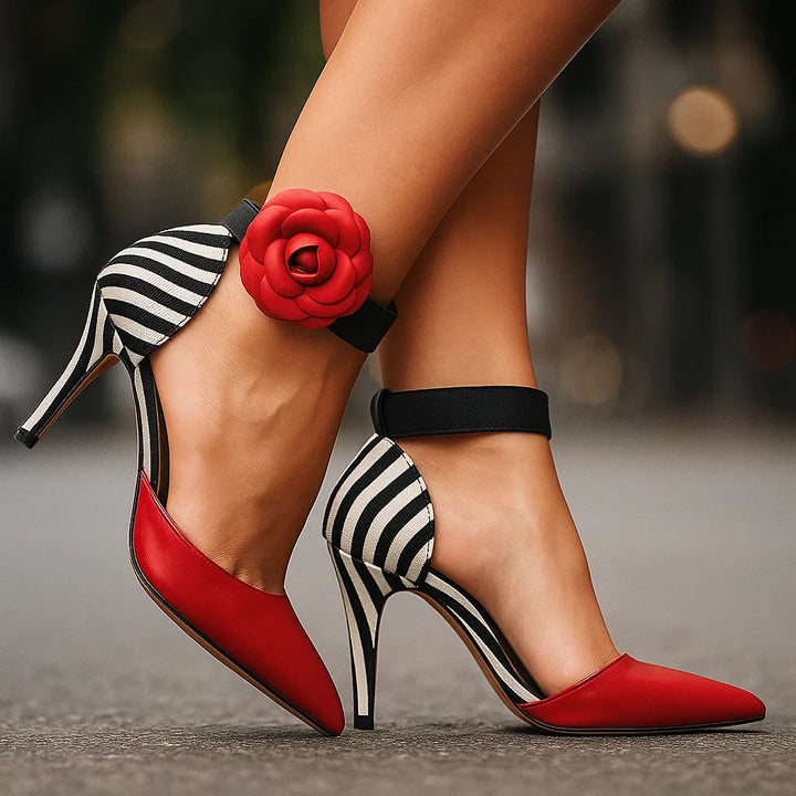 Floral Elegance Décolleté
