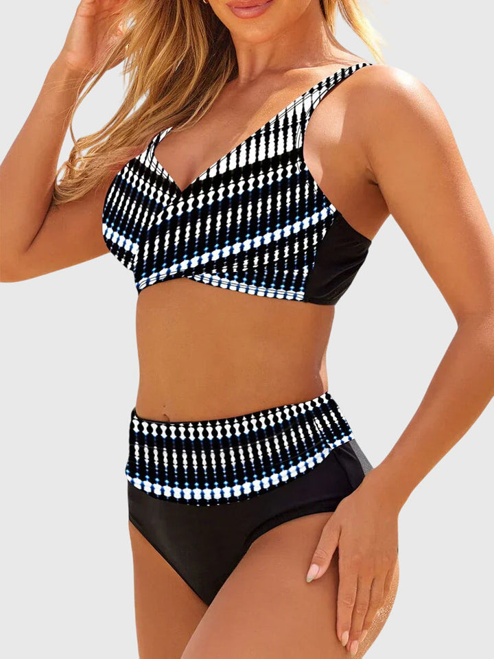 Luna Bikinis